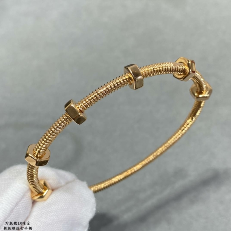 Ca*t1er bracelets